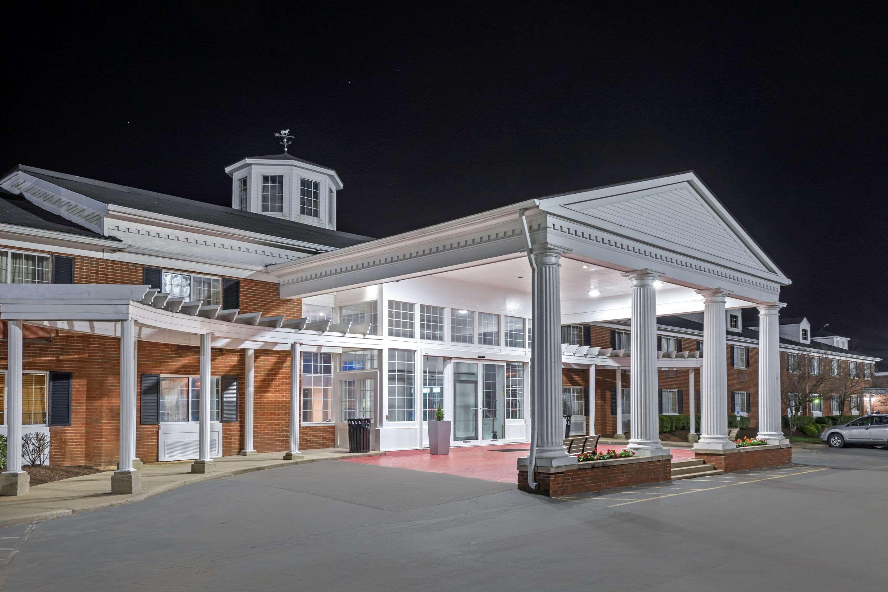 Clarion Hotel Conference Center - North Lexington Exterior foto